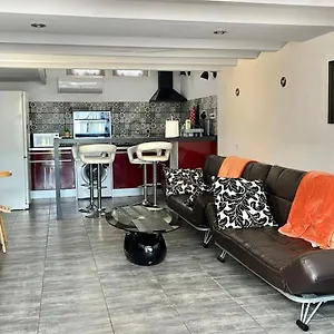 Chez Ben Avec Le Confort Clim Wifi Netflix Gratuit , Castres (Tarn) Francia